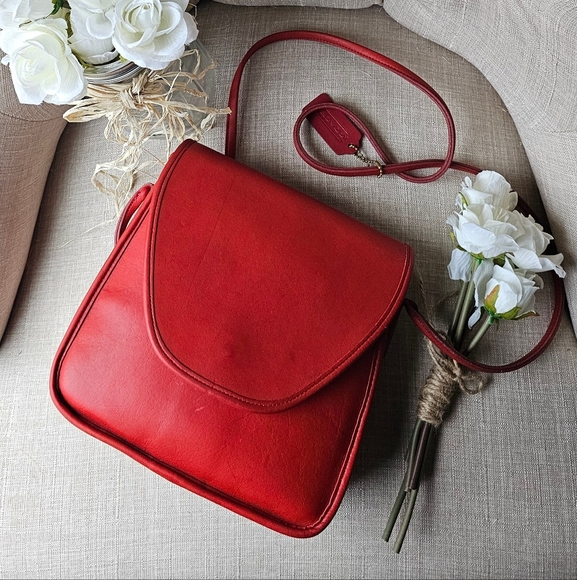 Vintage Coach Lindsay Crossbody Shoulder Bag 9888 (Red!) - Picture 8 of 15
